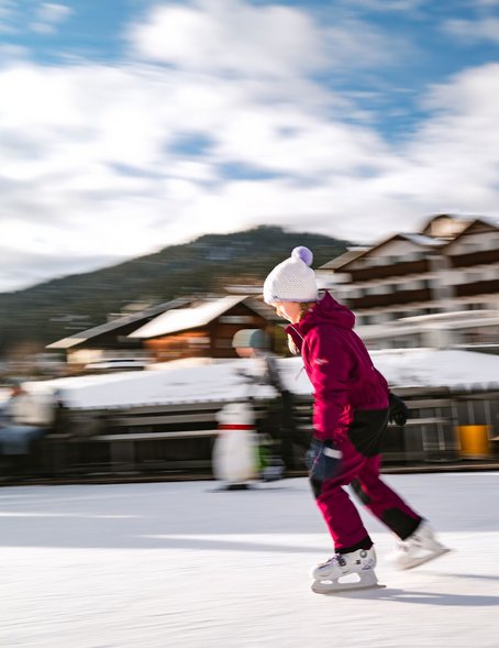 Familien-Winterurlaub in der Region Seefeld - Eislaufen 
