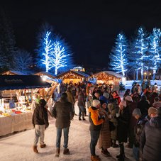Christkindlmarkt in Leutasch mit Lichterglanz